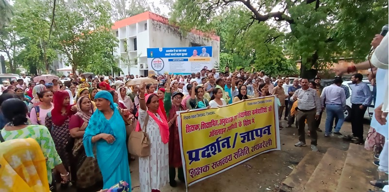 Raebareli attendance school 1