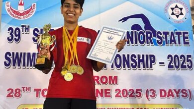 Jiya Yadav swimming