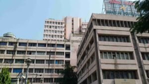 Fight between Junior Engineer and Executive Engineer The coverage