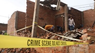 घर में चल रही पटाखा फैक्ट्री में विस्फोट, दो की मौत