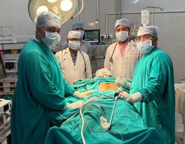 हाइडैटिड-सिस्ट-से-जूझ-रही-महिला-को-दी-राहत