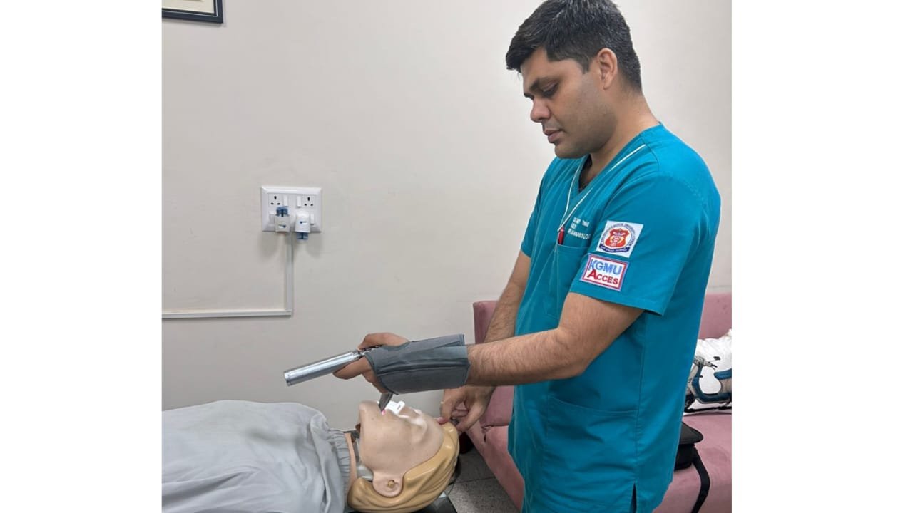 Tanmay Tiwari KGMU 2