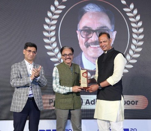 प्रो. आदित्य कपूर को ‘अकैडमिक एक्सीलेंस’ और पीजीआई को ‘सीवीडी’ अवार्ड The coverage