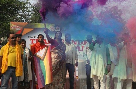 LGBTQIA+ की प्राइड वॉक देखने रुक गए लखनऊ में लोग The coverage