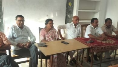 Employee protest Raebareli Delhi 1