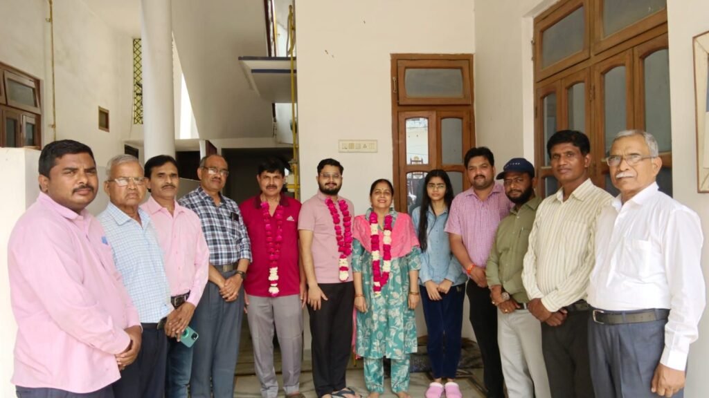 shubham1001169038132952080