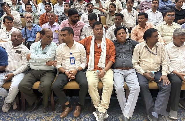 KGMU KGMC Employee protest e1779466676963