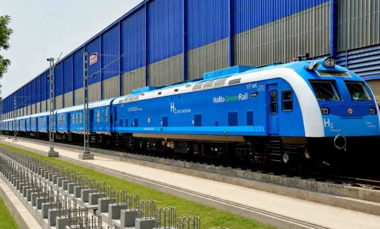 Indias first 10 coach Hydrogen Fuel Cell Jind Sonipat railway track e1784277920405