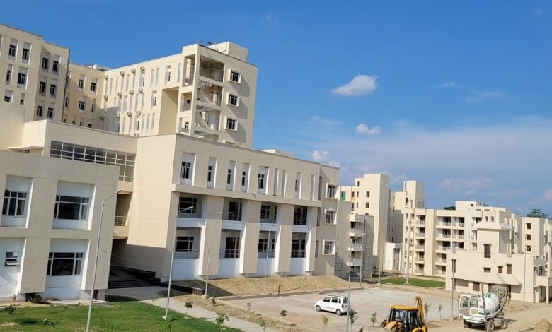 Pratapgarh Medical College e1785492143202
