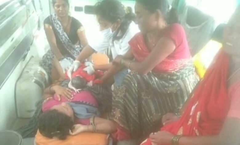 high risk pregnancy ayodhya 102 ambulance e1788871892499
