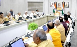 UP News: पीआरडी जवानों को योगी सरकार का डबल गिफ्ट: ड्यूटी भत्ता 600 रुपये हुआ, मुफ्त इलाज को भी मंजूरी