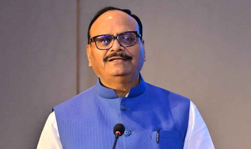 सील अस्पतालों को नए नाम से चलाने पर डिप्टी सीएम ब्रजेश पाठक सख्त, एक सप्ताह में मांगी रिपोर्ट