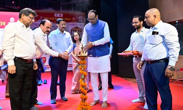 संचारी रोगों की रोकथाम के लिए जनभागीदारी जरूरी : ब्रजेश पाठक