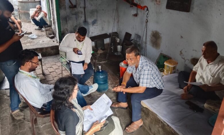 नवरात्रि से पहले मिलावटखोरों पर यूपी में बड़ा शिकंजा