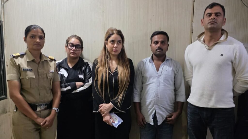 शिवा शर्मा हत्याकांड: श्रद्धा दुबे समेत तीनों आरोपी नागपुर से  गिरफ्तार